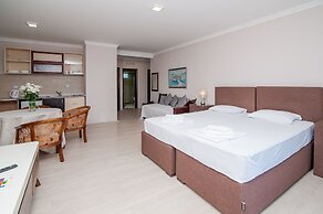 Open Sea Apartments