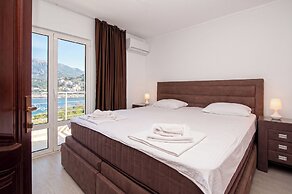 Open Sea Apartments