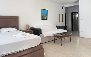 Open Sea Apartments