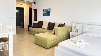 Open Sea Apartments