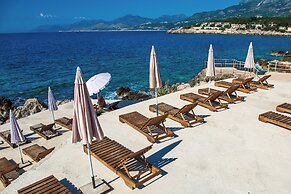 Open Sea Apartments