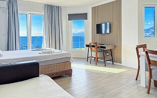 Open Sea Apartments