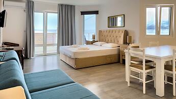 Open Sea Apartments