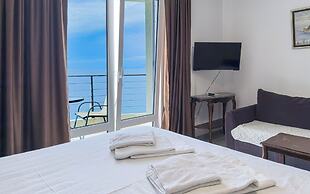 Open Sea Apartments