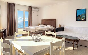 Open Sea Apartments