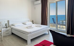 Open Sea Apartments