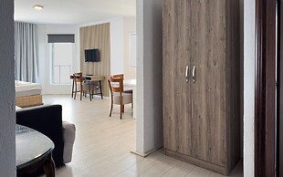 Open Sea Apartments