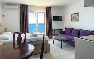 Open Sea Apartments