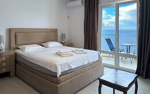 Open Sea Apartments