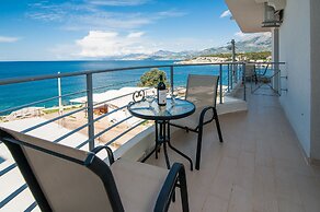 Open Sea Apartments