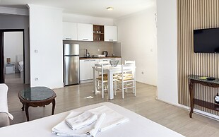 Open Sea Apartments