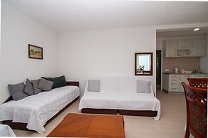 Open Sea Apartments