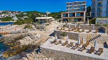 Open Sea Apartments