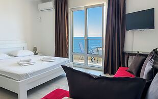 Open Sea Apartments