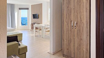 Open Sea Apartments