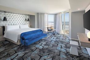 Renaissance Daytona Beach Oceanfront Hotel