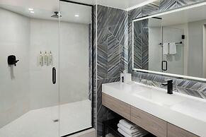 Renaissance Daytona Beach Oceanfront Hotel