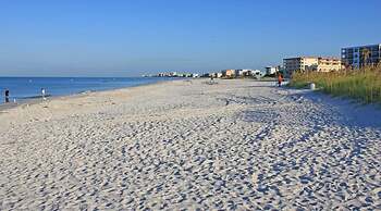 2 Homes! - 4 Mn To Madeira Bch - Hottub - Htd Pool