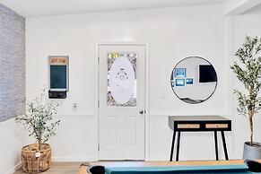 2 Homes! - 4 Mn To Madeira Bch - Hottub - Htd Pool