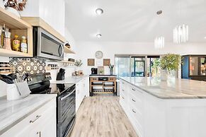 2 Homes! - 4 Mn To Madeira Bch - Hottub - Htd Pool