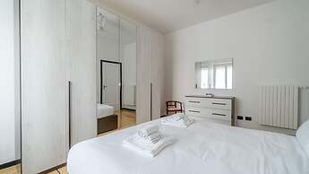 Betti 46 in Rapallo With 1 Bedrooms and 1 Bathrooms