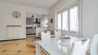 Betti 46 in Rapallo With 1 Bedrooms and 1 Bathrooms