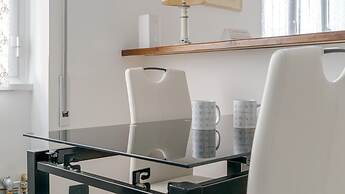 Betti 46 in Rapallo With 1 Bedrooms and 1 Bathrooms