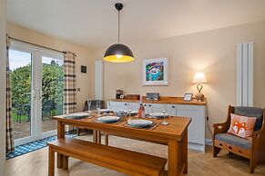 Y Deri - Close to Village and Beach