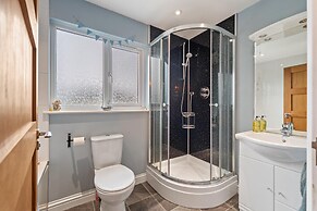 Y Deri - Close to Village and Beach