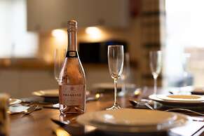 Y Deri - Close to Village and Beach