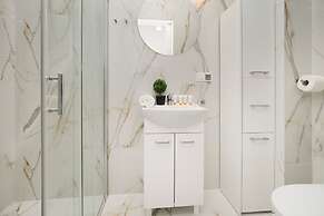 Apartment for 4 in Łódz by Renters