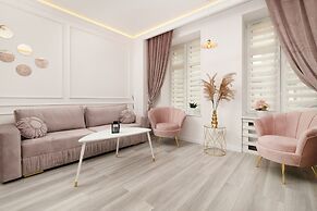 Apartment for 4 in Łódz by Renters
