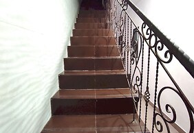 OYO 93768 Setia Budi Guest House 1