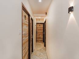 Hotel Good Luck Residency