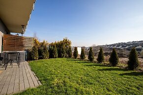 Apartment With Garden by Renters