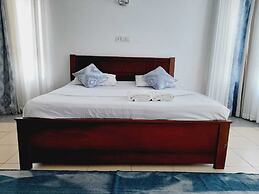 Lux Suites Dofils Almasi Apartments