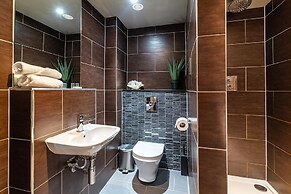 Tunnage Square Apartments by EPIC