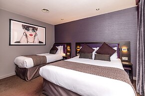 Tunnage Square Apartments by EPIC