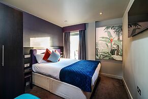 Tunnage Square Apartments by EPIC