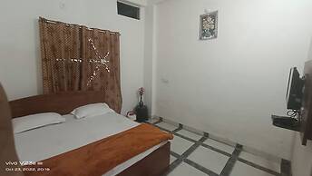 New Hotel Shree Radha Krishna Palace