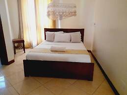 Lux Suites Dofils Assia Apartments