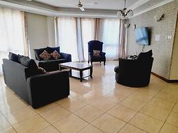 Lux Suites Dofils Assia Apartments