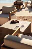 91 Athens Riviera, The Resort