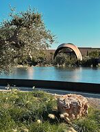 91 Athens Riviera, The Resort