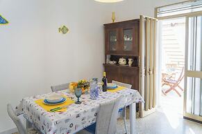 Villetta Meraviglia With Garden Sea View