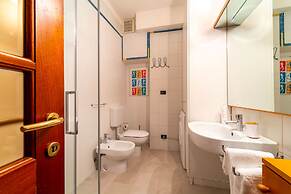 Gerbett Apartment With Terrace by Wonderful Italy