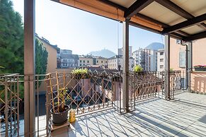 Gerbett Apartment With Terrace by Wonderful Italy