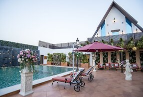 Woods The Clubhouse - Mangalyam Meadows