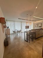 Bat Galim Seaside Retreat by Sea N' Rent