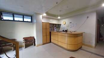 OYO 1066 Dorotello Apartelle